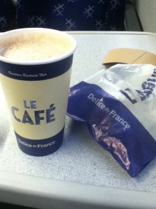 Latte at Delice de France